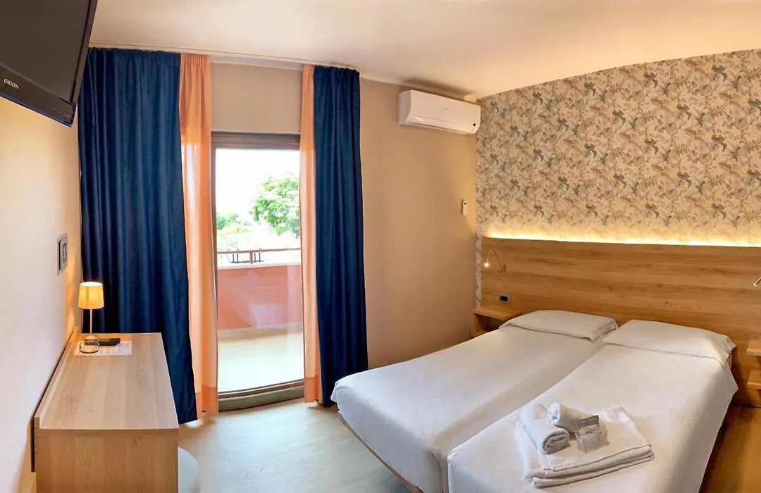 Hotel Alessandra-1